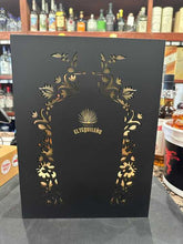 Load image into Gallery viewer, El Tequileno Limited Edition Extra Anejo Tequila 750ml
