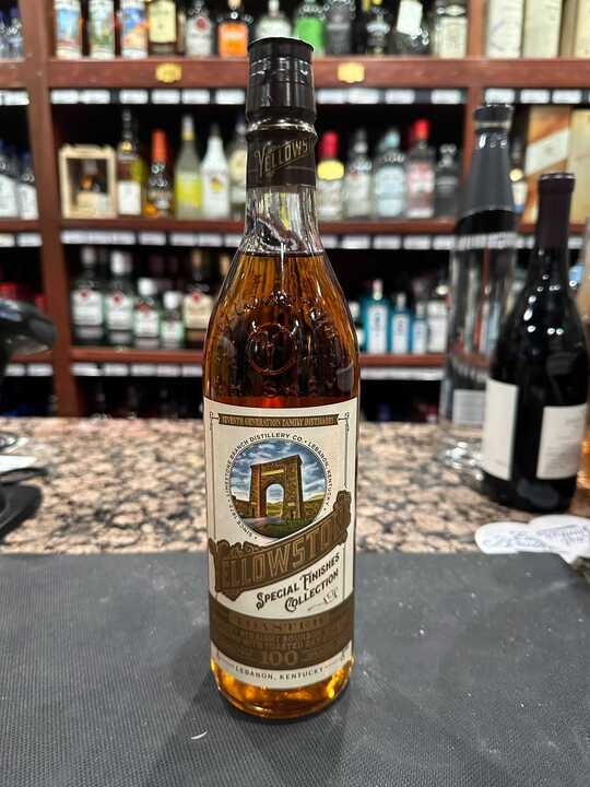 Yellowstone Select Bourbon Toasted 100 Proof Bourbon Whiskey