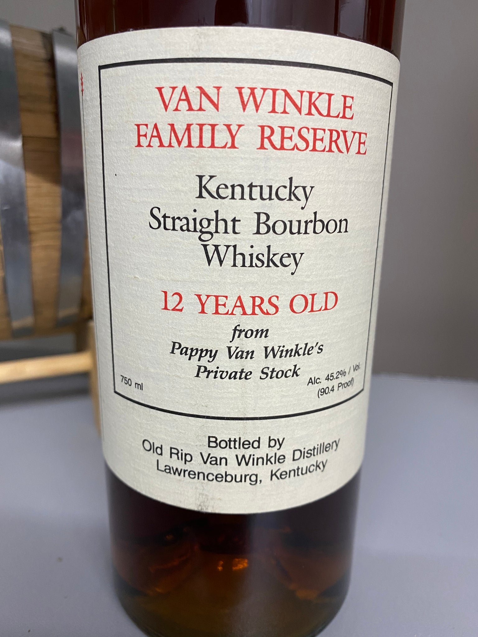 VAN WINKLE FAMILY RESERVE 12 YEARS OLD (1980 Stitzel-Weller)