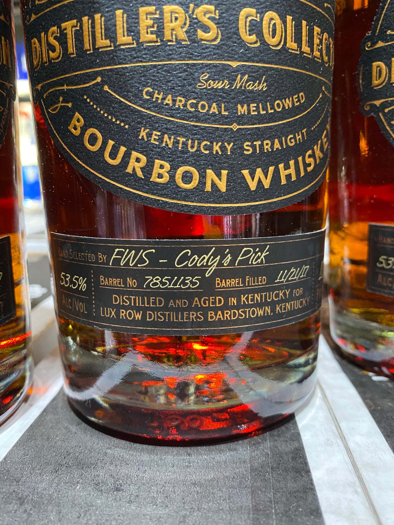 Ezra Brooks Distiller's Collection Kentucky Straight Bourbon Whiskey 7 Ezra Brooks Distiller's Collection Kentucky Straight Bourbon Whiskey 7